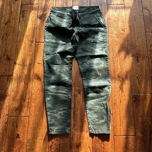 Stretch camo pant